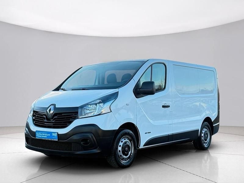 Gebraucht Renault Trafic 121 PS (88 kW) 2017 Weiß Van / Kleinbus