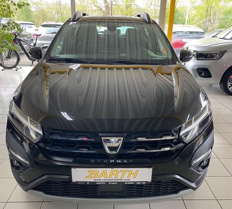 Gebraucht Dacia Sandero Comfort 101 PS (74 kW) 2022 Schwarz Kleinwagen