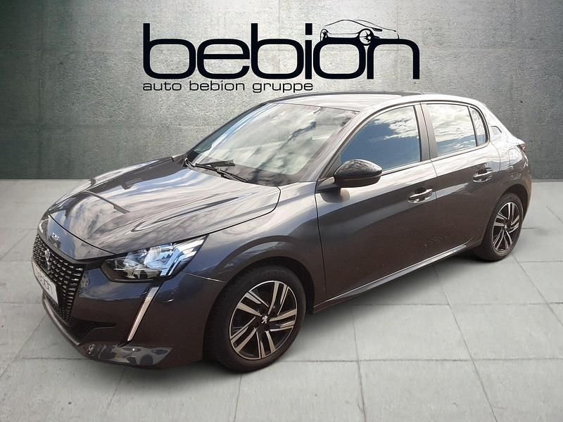 Gebraucht Peugeot 208 Active 101 PS (74 kW) 2023 Metfa platinium grau Kleinwagen