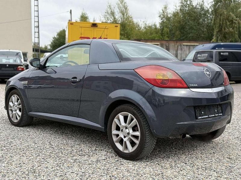 Gebraucht Opel Tigra Basis 90 PS (66 kW) 2008 Blau Cabrio