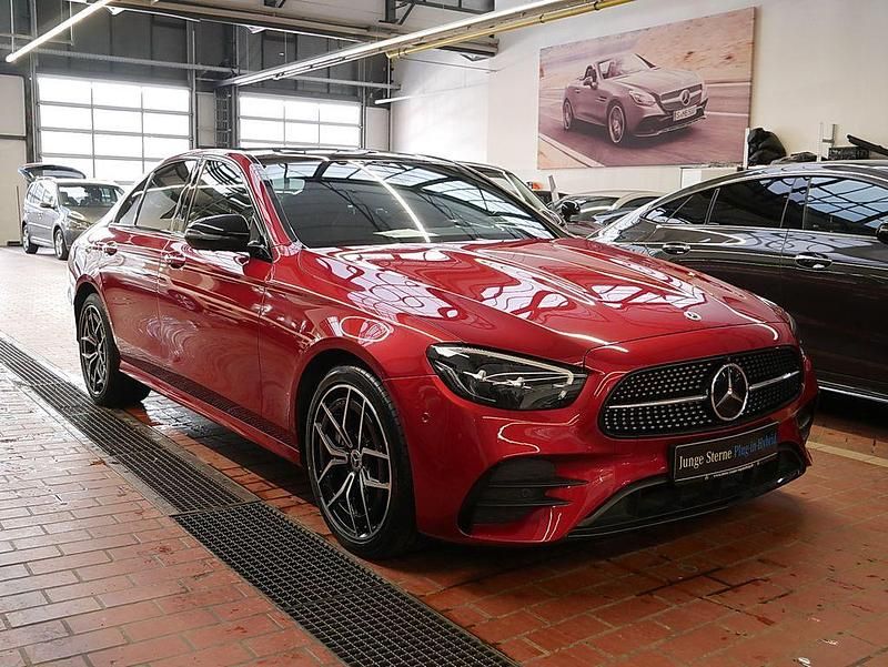 Gebraucht Mercedes E300 AMG 306 PS (225 kW) 2021 Manufaktur lack manufaktur ... Limousine