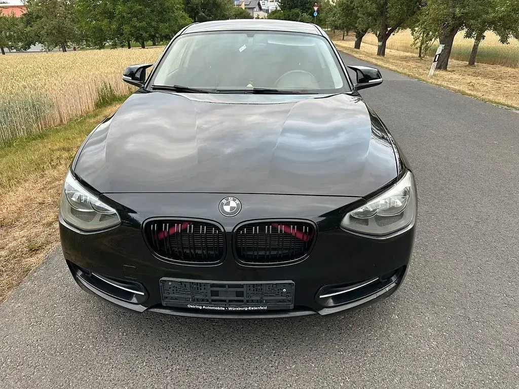 Gebraucht BMW 116 Sport Line 136 PS (100 kW) 2013 Schwarz Kleinwagen