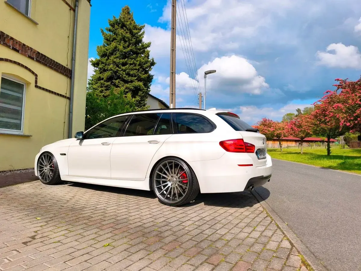 Gebraucht BMW 535 M Sport 313 PS (230 kW) 2011 Weiß Kombi