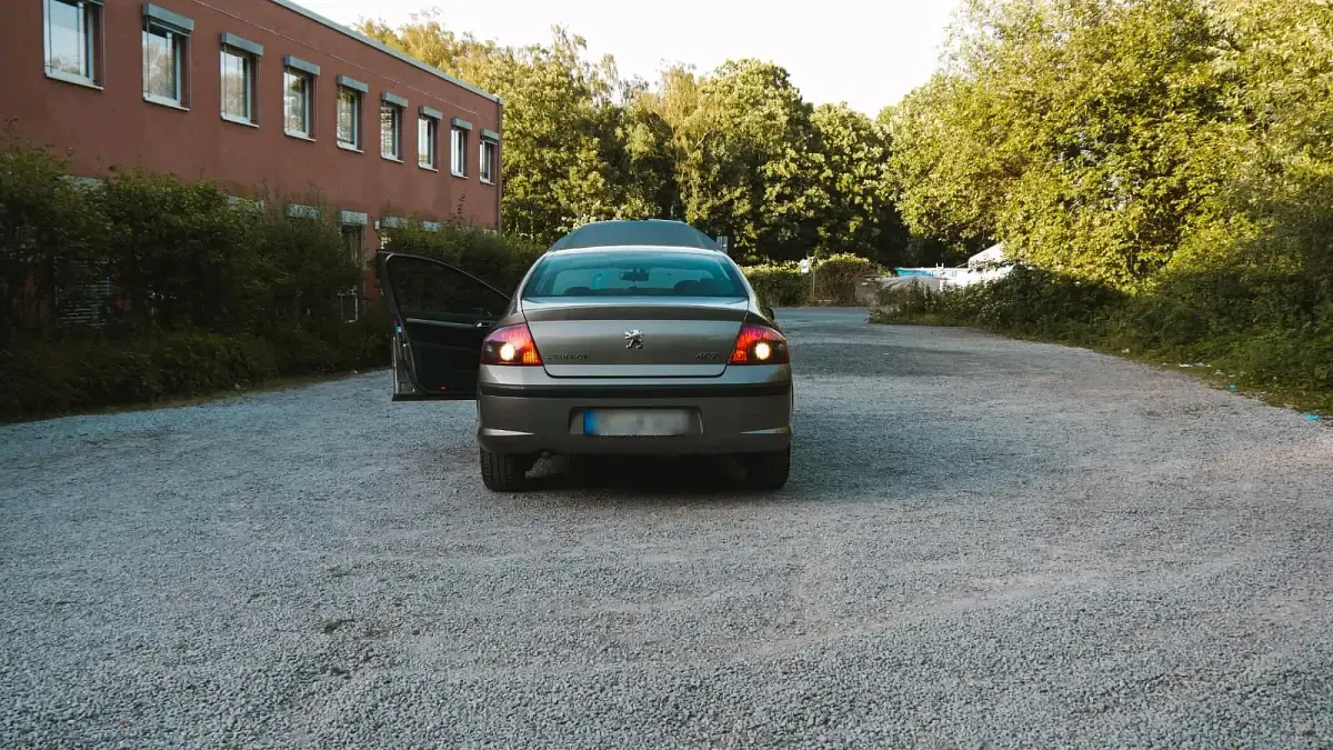 Gebraucht Peugeot 407 140 PS (102 kW) 2005 Grau Limousine