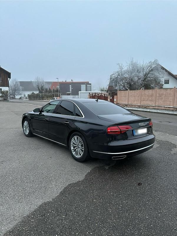 Second-hand Audi A8 258 CP (189 kW) 2015 Andere farben Berlinǎ