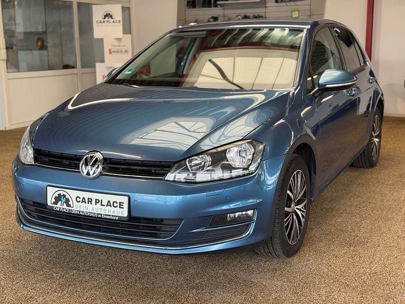 Blau Gebraucht 2016 VW Golf VII Allstar Limousine | 10.199 € (Fairer Preis) - Bild 1/4