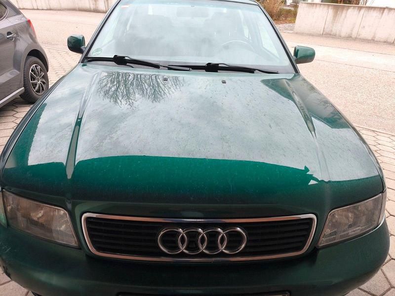 Gebraucht Audi A4 101 PS (74 kW) 1997 Grün Limousine