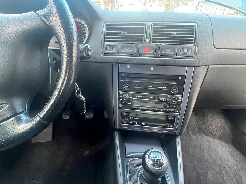 Gebraucht VW Golf IV 75 PS (55 kW) 2003 Blau Limousine