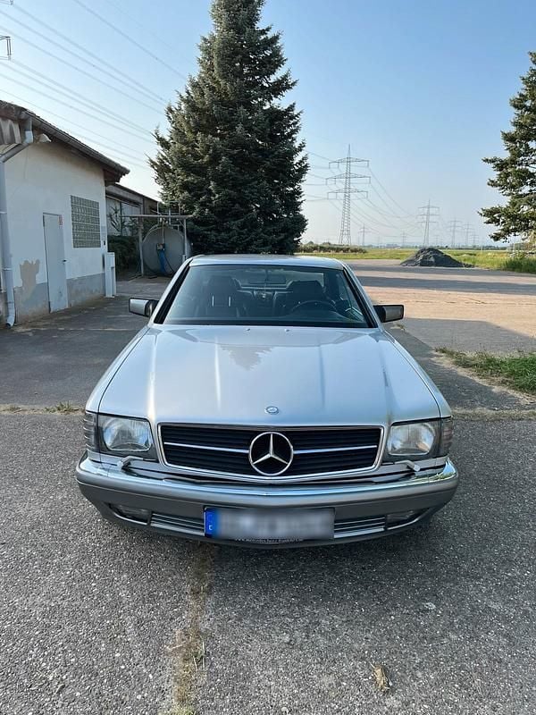 Silber Gebraucht 1992 Mercedes 560 Coupé | 33.000 € - Bild 1/4