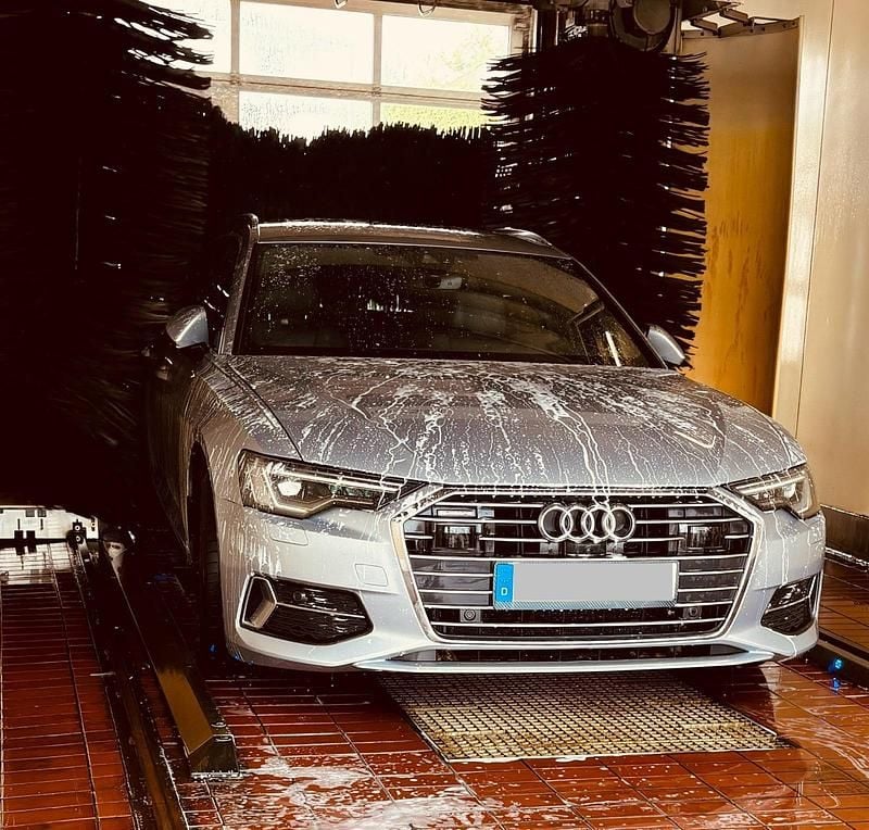 Gebraucht Audi A6 S-Line 204 PS (150 kW) 2020 Silber Kombi