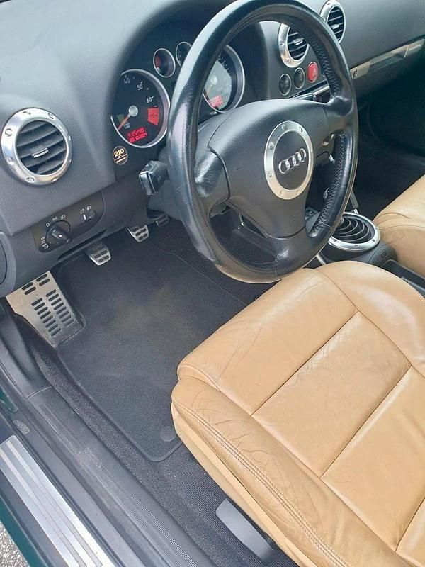 Gebraucht Audi TT Roadster Sport 224 PS (164 kW) 2003 Grün Cabrio