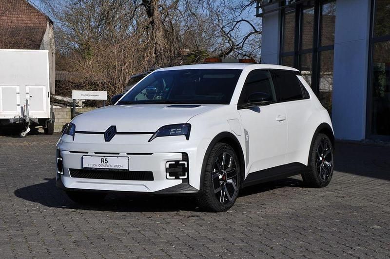 Neu Renault R5 Urban 77 kW (106 PS) 2026 Weiß Kleinwagen