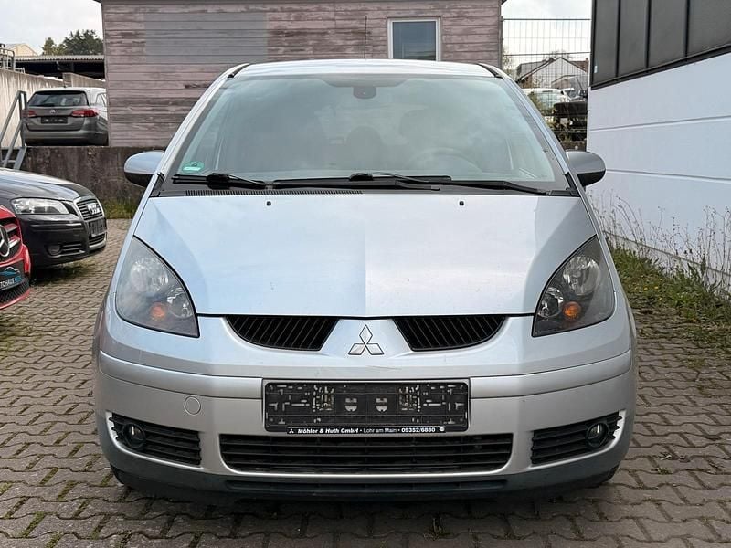 Second-hand Mitsubishi Colt 95 CP (69 kW) 2008 Argintiu Hatchback