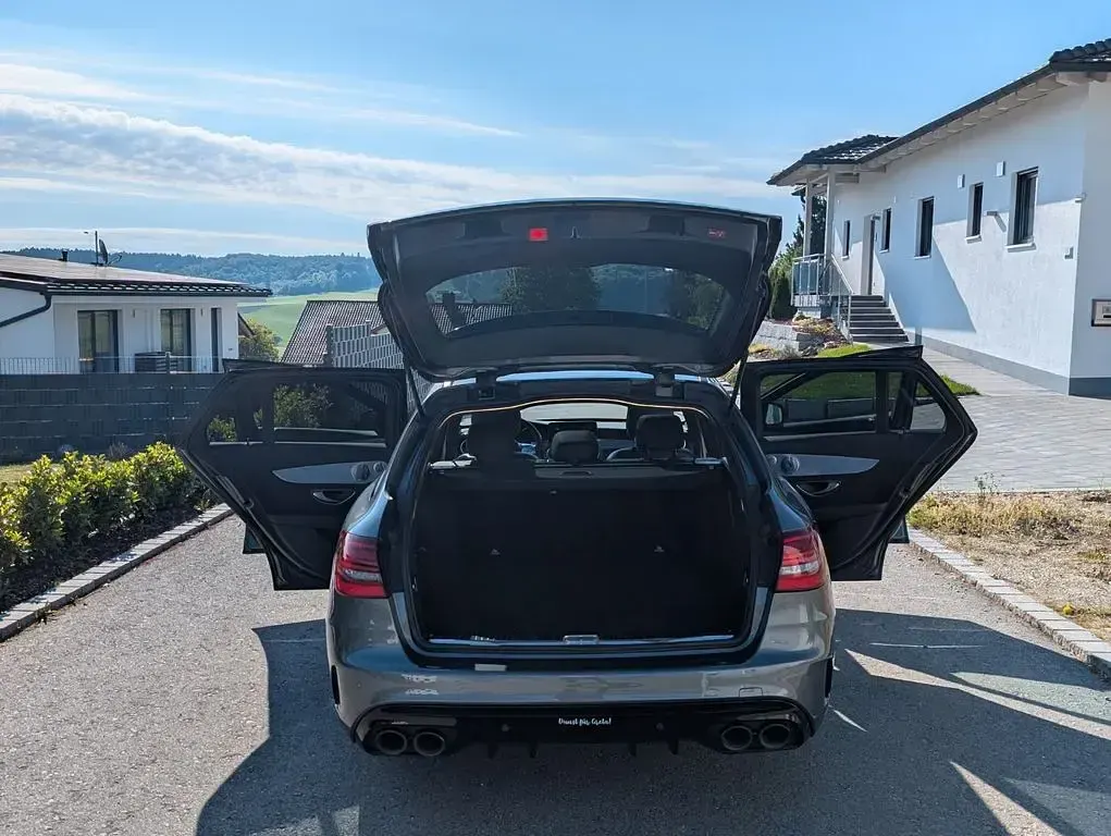 Gebraucht Mercedes C43 AMG AMG 390 PS (286 kW) 2019 Grau Limousine