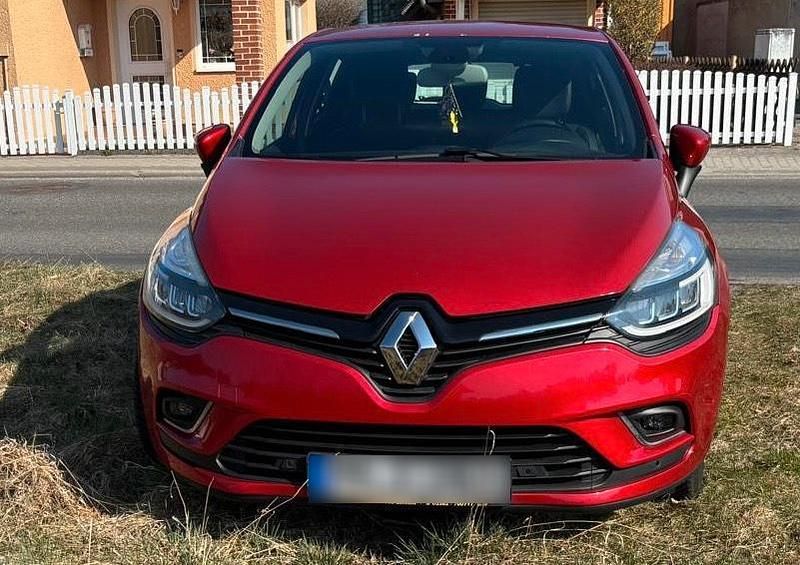 Gebraucht Renault Clio IV 118 PS (86 kW) 2017 Rot Kleinwagen