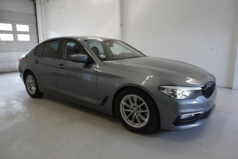 Usata BMW 530 252 CV (185 kW) 2018 Blu Berlina