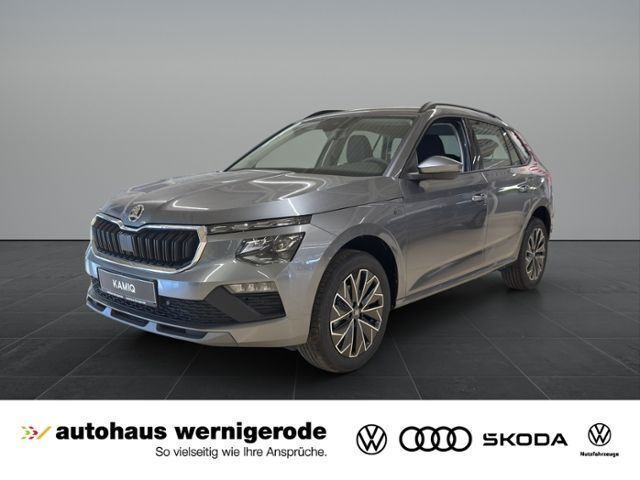 Grau Neu 2025 Skoda Kamiq Tour SUV | 29.589 € (Fairer Preis) - Bild 1/4