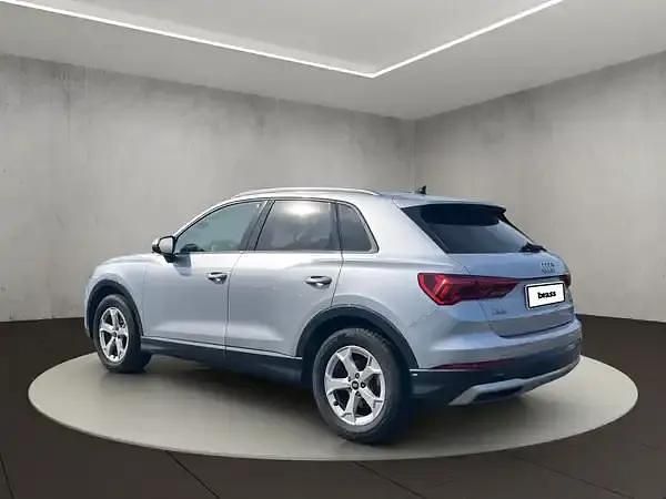 Gebraucht Audi Q3 Ambiente 150 PS (110 kW) 2022 Florettsilber metallic SUV