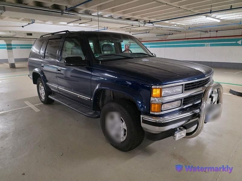 Blau Gebraucht 1998 Chevrolet Tahoe SUV | 10.900 € (Fairer Preis) - Bild 1/4