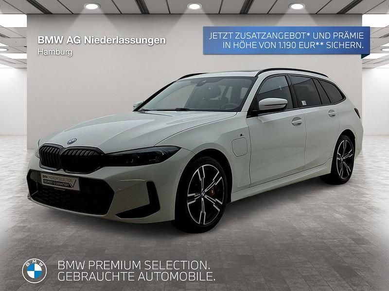 Weiß Gebraucht 2024 BMW 330e M Sport Kombi | 51.323 € (Teuer) - Bild 1/4