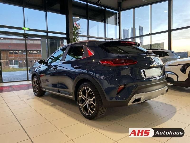 Gebraucht Kia XCeed Vision 136 PS (100 kW) 2021 (cb7) cosmoblau met. SUV