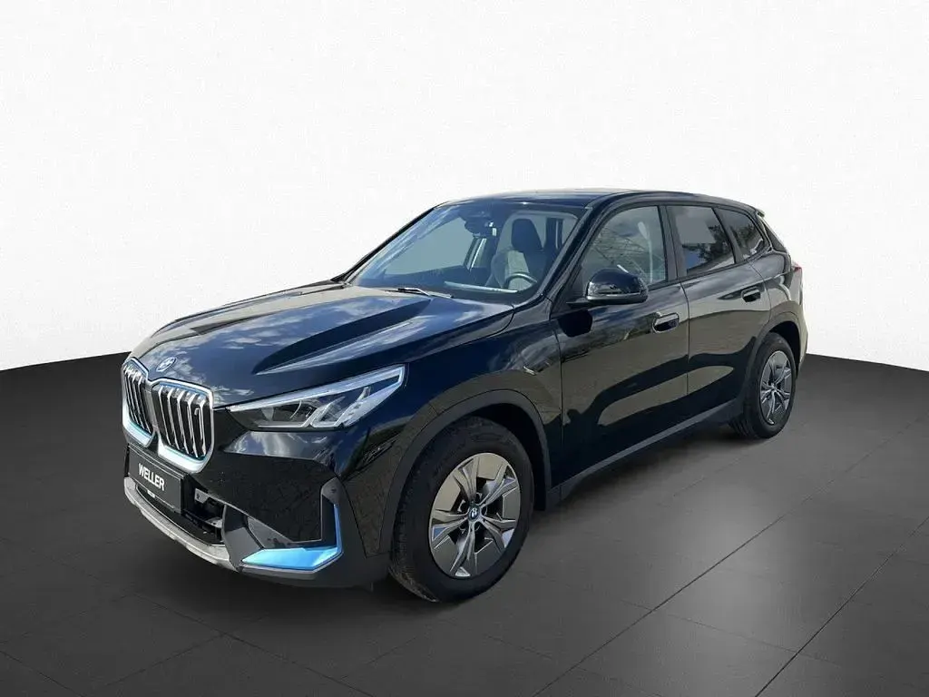 Gebraucht BMW iX1 Performance 225 kW (306 PS) 2023 Schwarz SUV