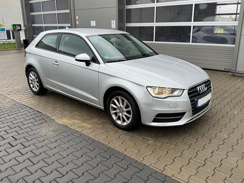 Second-hand Audi A3 105 CP (77 kW) 2012 Argintiu Hatchback