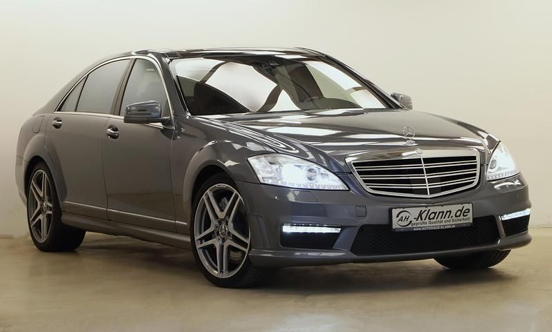 Grau Gebraucht 2010 Mercedes S63 AMG AMG Limousine | 39.999 € - Bild 1/4