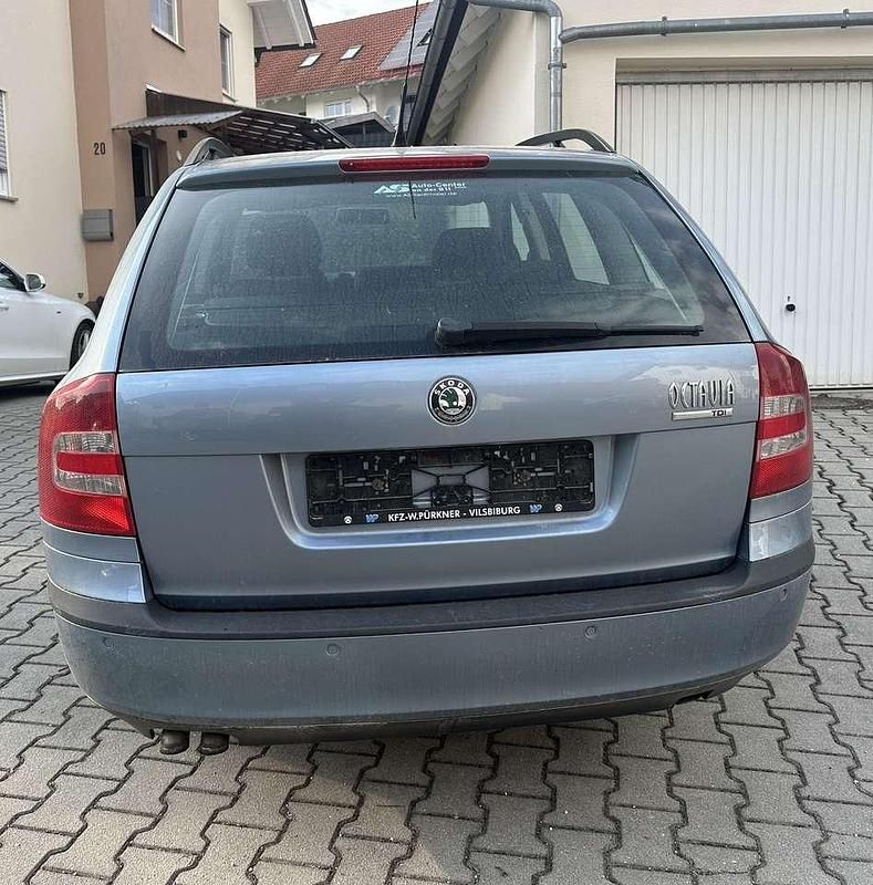 Gebraucht Skoda Octavia Team Edition 140 PS (102 kW) 2007 Grau Kombi