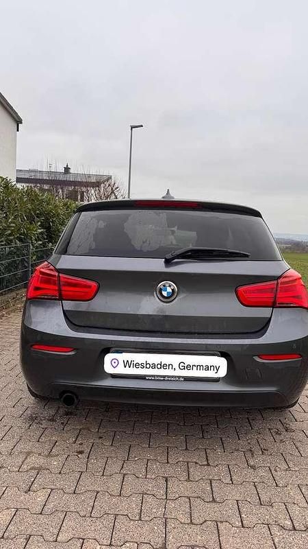 Gebraucht BMW 118 Advantage 136 PS (100 kW) 2015 Grau Kleinwagen