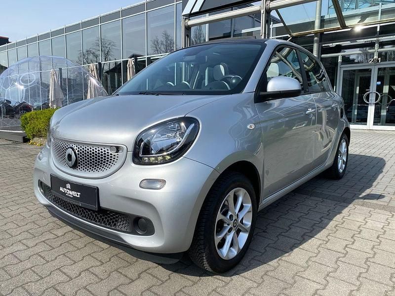 Second-hand Smart ForFour Passion 71 CP (52 kW) 2015 Argintiu Hatchback