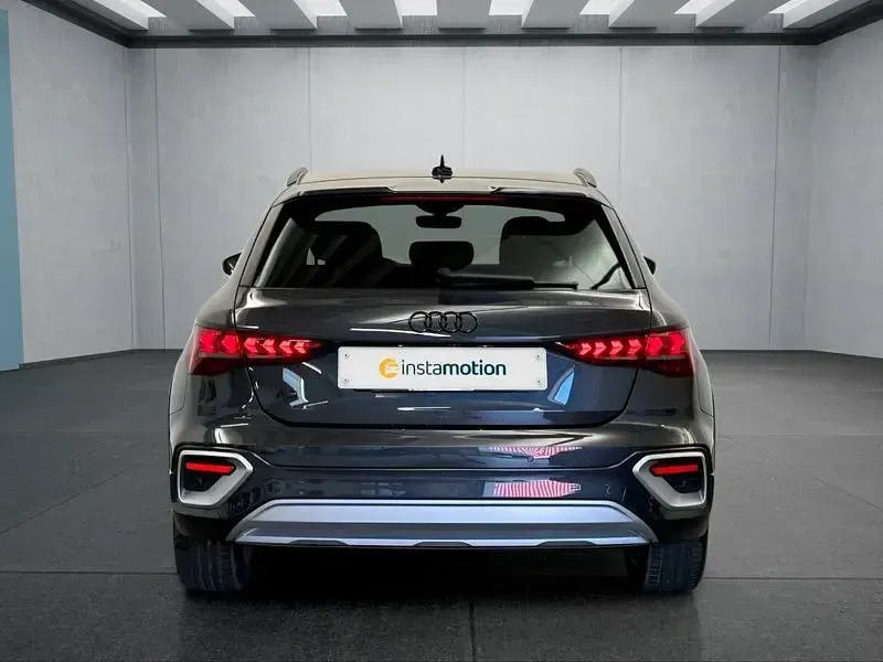 Gebraucht Audi A3 204 PS (150 kW) 2025 Grau Limousine