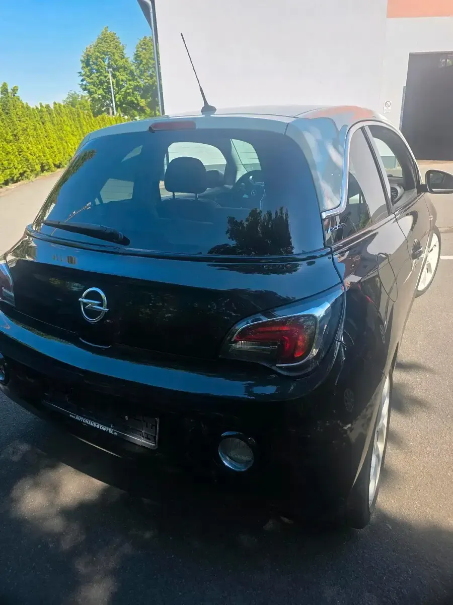 Gebraucht Opel Adam 101 PS (74 kW) 2013 Schwarz Kleinwagen