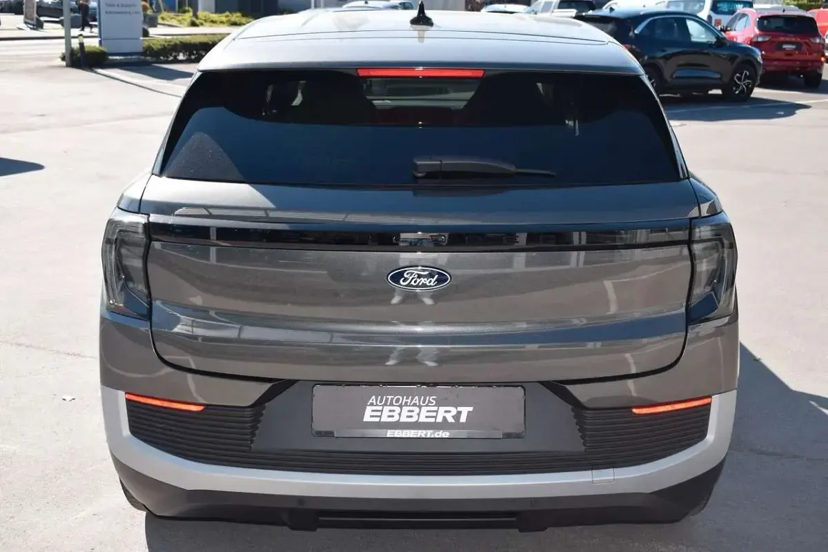 Nowe Ford Explorer Premium 210 kW (286 KM) 2026 Szary SUV