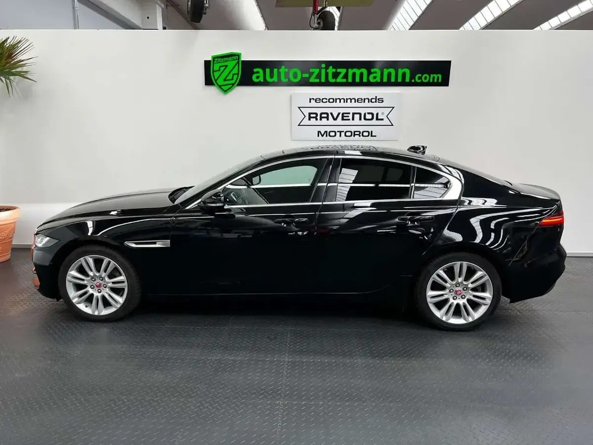 Gebraucht Jaguar XE S 204 PS (150 kW) 2021 Schwarz Limousine