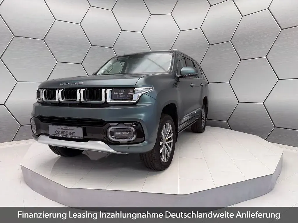 Neu Baic BJ60 256 PS (188 kW) 2026 Grün SUV