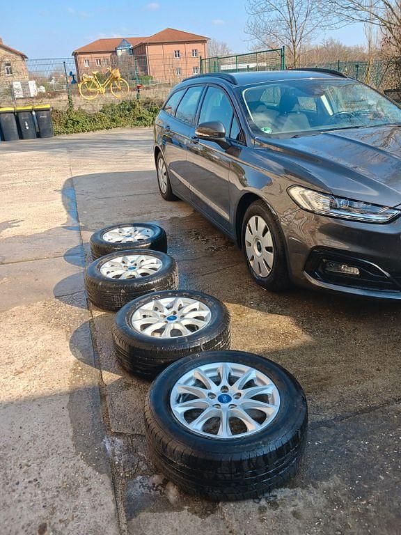 Gebraucht Ford Mondeo Titanium 150 PS (110 kW) 2021 Silber Kombi