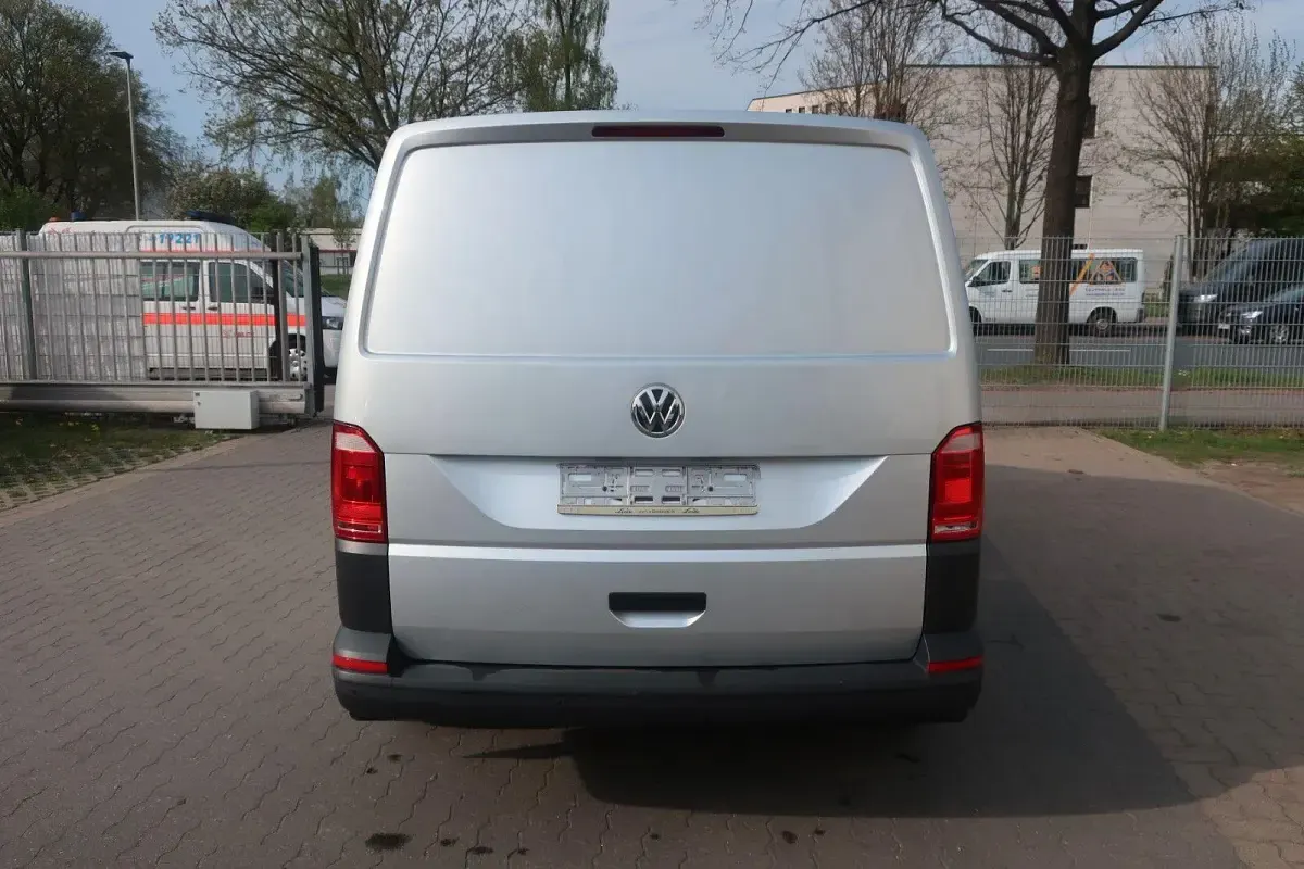Gebraucht VW Transporter 114 PS (83 kW) 2016 Silber Van