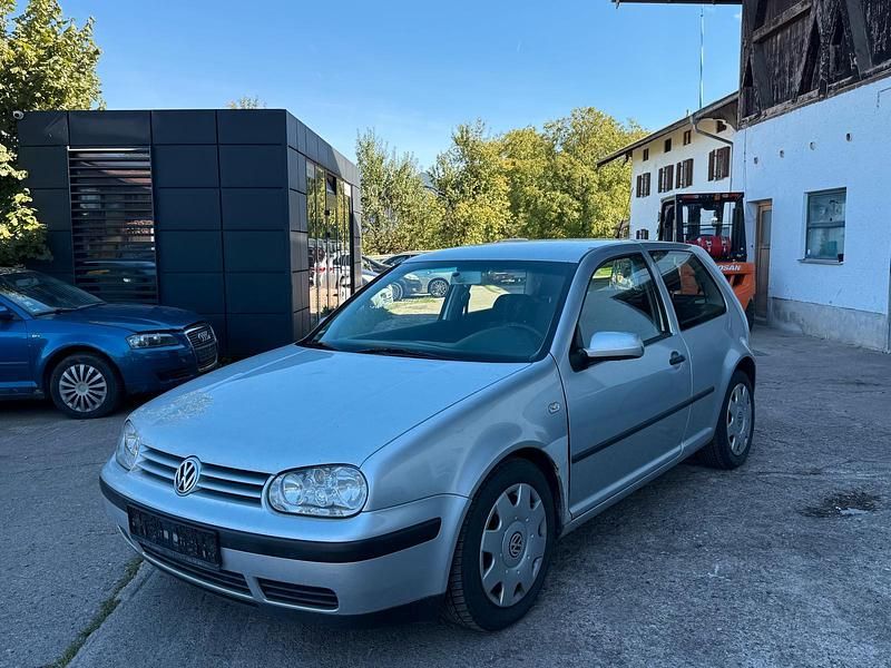 Silber Gebraucht 2000 VW Golf IV Edition Limousine | 350 € (Superpreis) - Bild 1/4