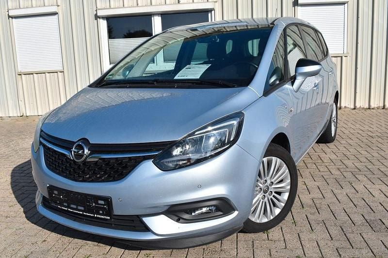 Blau Gebraucht 2018 Opel Zafira Tourer Van / Kleinbus | 9.300 € (Guter Preis) - Bild 1/4