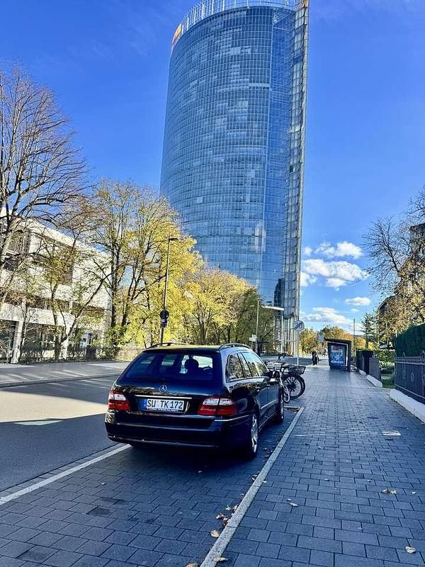 Gebraucht Mercedes E500 Avantgarde 306 PS (225 kW) 2004 Kombi