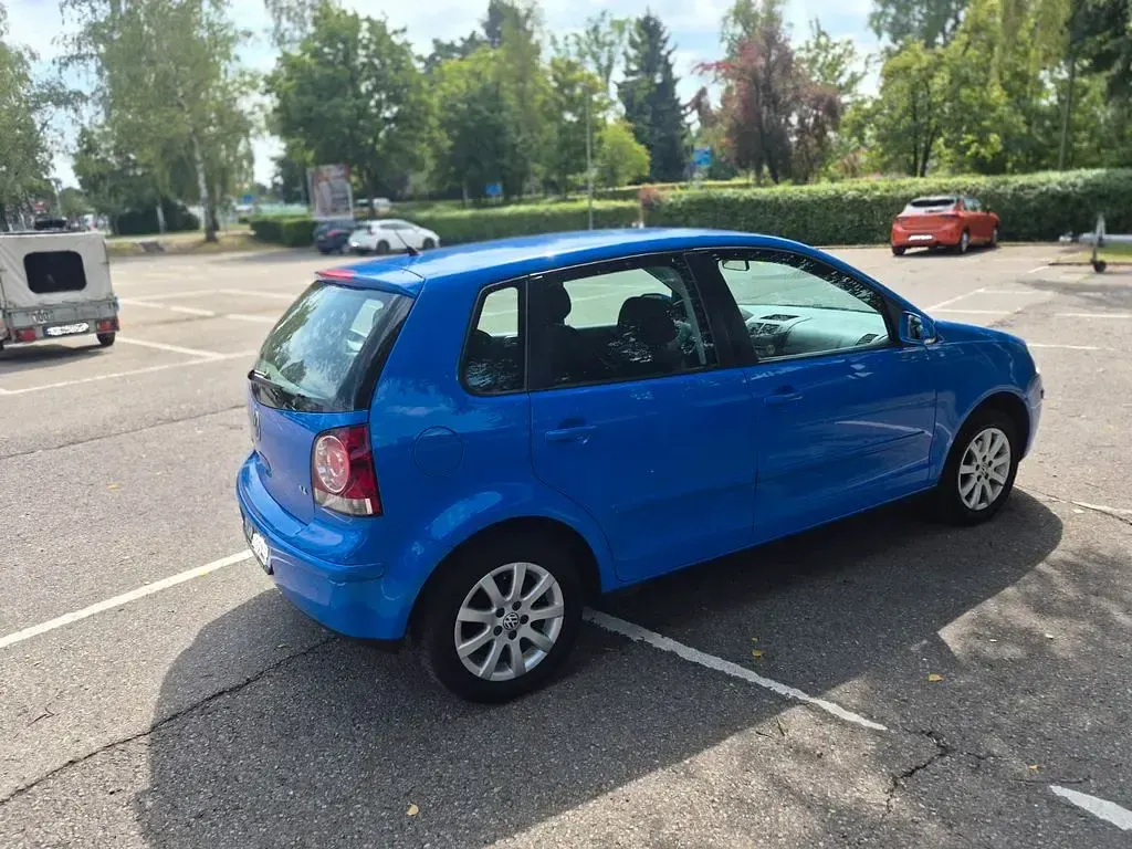 Gebraucht VW Polo 80 PS (58 kW) 2009 Blau Kleinwagen