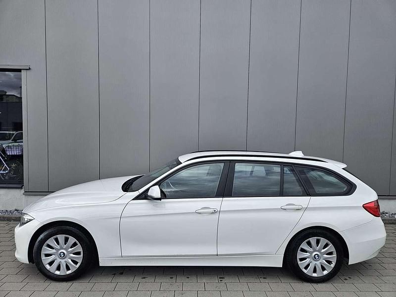 Gebraucht BMW 318 143 PS (105 kW) 2014 Alpinweiss iii Kombi