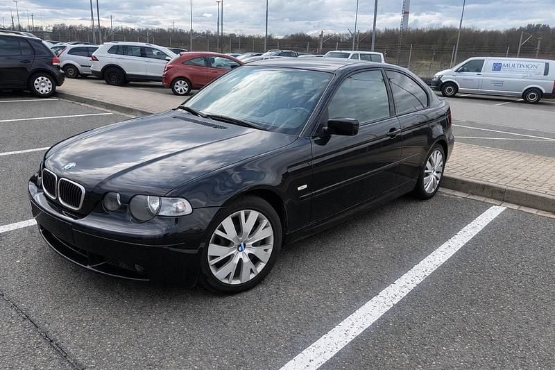 Second-hand BMW 320 150 CP (110 kW) 2003 Negru Coupe