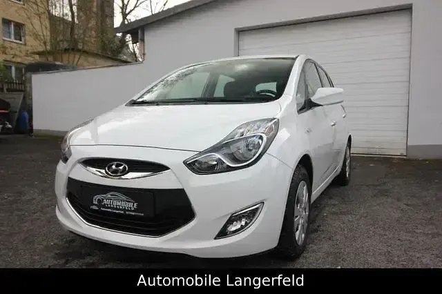 Gebraucht Hyundai ix20 230 PS (169 kW) 2015 Weiß Kleinwagen