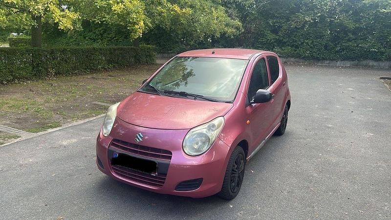 Rot Gebraucht 2010 Suzuki Alto Club Kleinwagen | 750 € (Superpreis) - Bild 1/4