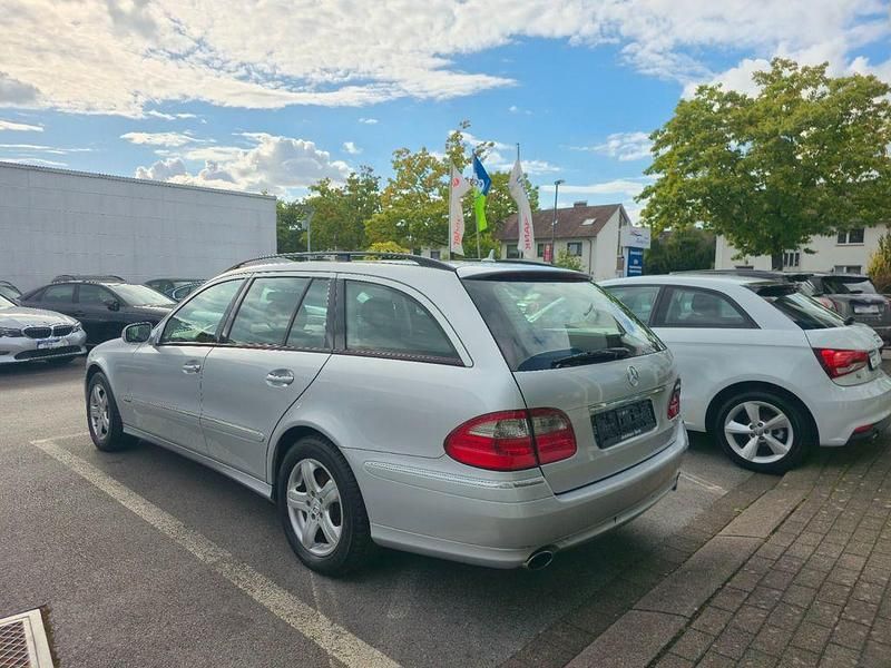 Gebraucht Mercedes E280 190 PS (139 kW) 2008 Silber Kombi
