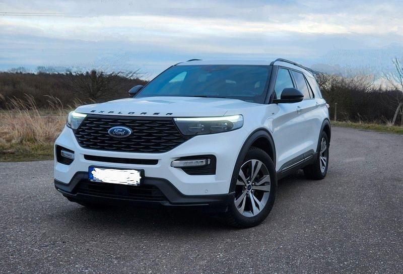 Weiß Gebraucht 2020 Ford Explorer SUV | 39.400 € (Fairer Preis) - Bild 1/4