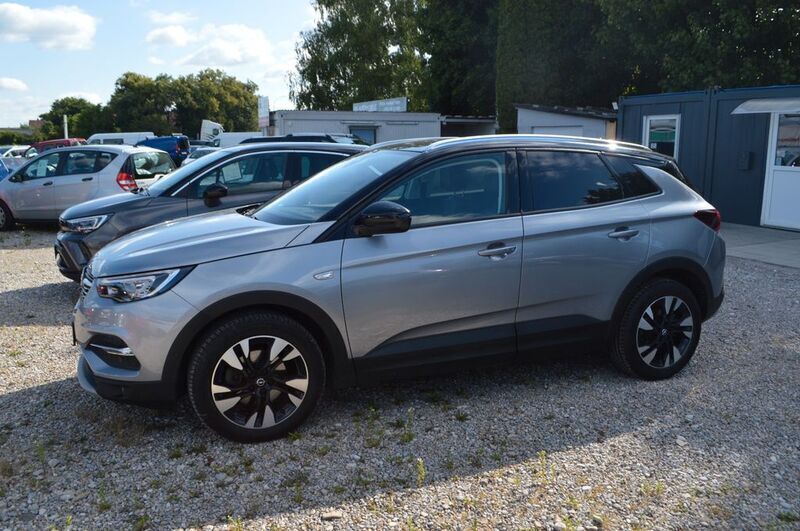 Grau Gebraucht 2021 Opel Grandland X Elegance SUV | 21.690 € (Fairer Preis) - Bild 1/4