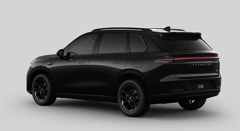 Neu Leapmotor C10 219 kW (299 PS) 2025 Metallic black SUV